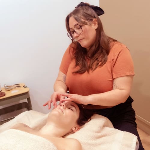 Maison Laura - Massage La Rochelle - Maison Laura - Photo Galerie - OneBooking