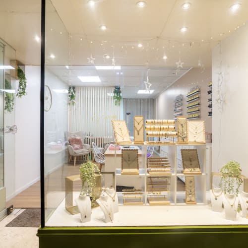 Rio Nails & Lashes - Sourcils & cils La Seyne-sur-Mer - Rio Nails & Lashes - Photo Galerie - OneBooking
