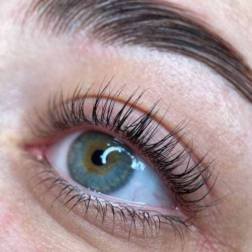 Cherazed Beauty Studio - Onglerie Lyon - Cherazed Beauty Studio - Photo Galerie - OneBooking