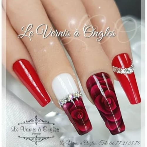 Le Vernis à Ongles - Institut de beauté Toulon - Le Vernis à Ongles - Photo Galerie - OneBooking