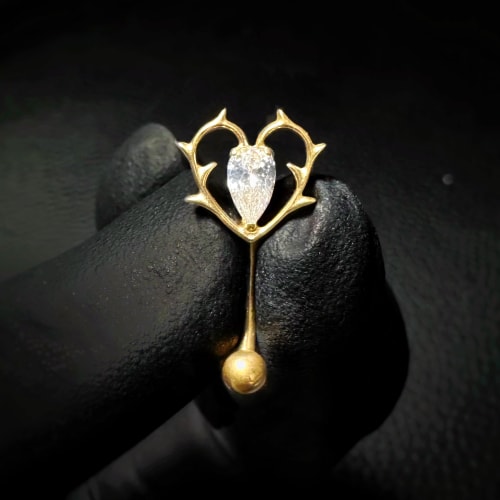 Mona Piercing - Coiffure Lille - Mona Piercing - Photo Galerie - OneBooking