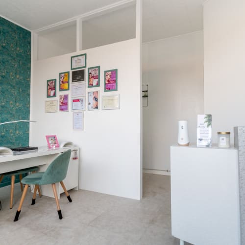 Lilit Beauty 37 - Onglerie Joué-lès-Tours - Lilit Beauty 37 - Photo Galerie - OneBooking