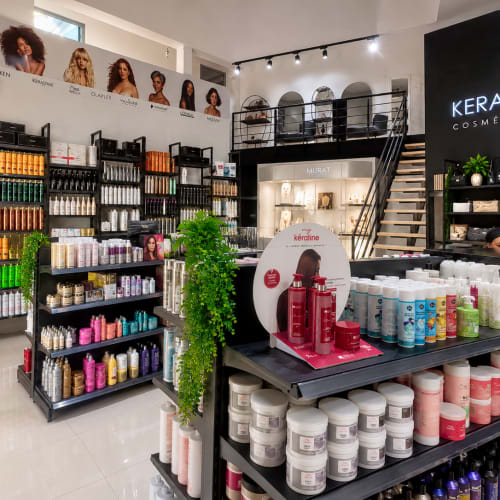 Le Coin des Princesses - By Keraliss - Coiffure Nîmes - Le Coin des Princesses - By Keraliss - Photo Galerie - OneBooking
