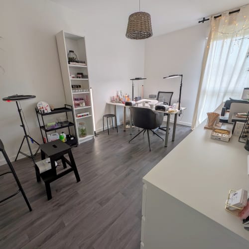 VnailsBeauty - Onglerie Caen - VnailsBeauty - Photo Galerie - OneBooking