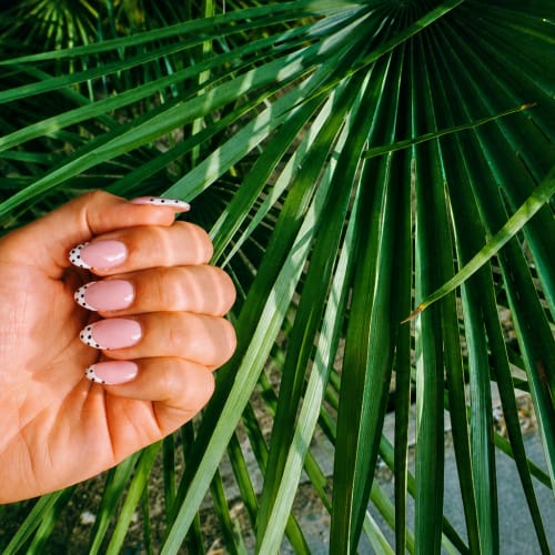 Studio Nails - Onglerie Porto-Vecchio - Studio Nails - Photo Galerie - OneBooking