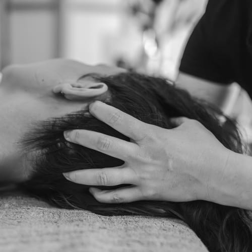 CALM Massage Bien-être - Institut de beauté Mont-Saint-Aignan - CALM Massage Bien-être - Photo Galerie - OneBooking