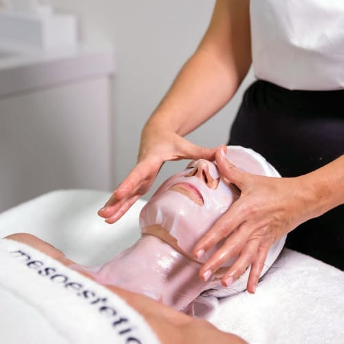 Lady Beauty | Soins visage & corps | Cosmelan Expert | Massage | Pressotherapie - Sourcils & cils Nice - Lady Beauty | Soins visage & corps | Cosmelan Expert | Massage | Pressotherapie - Photo Galerie - OneBooking