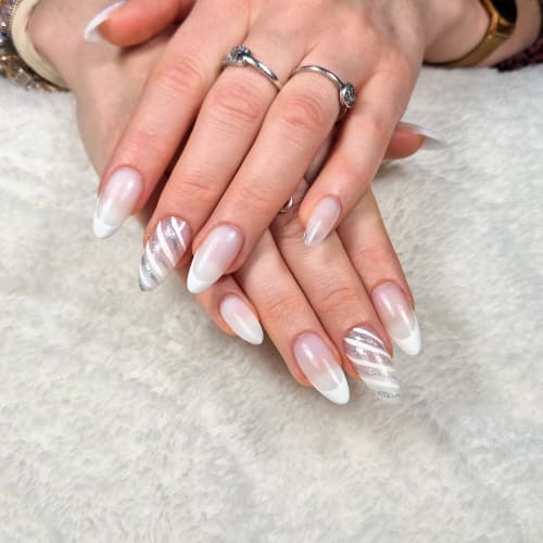 MELI NAILS - Onglerie Sendets - MELI NAILS - Photo Galerie - OneBooking