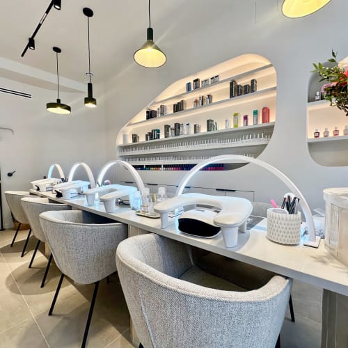 BEAUTY ENVY - PAROISSE - Onglerie Versailles - BEAUTY ENVY - PAROISSE - Photo Galerie - OneBooking