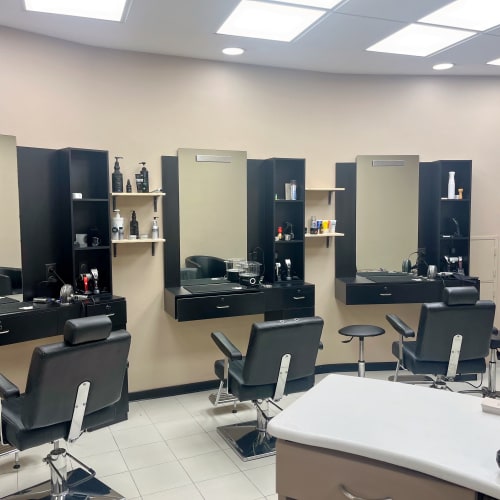 Univ'hair - Coiffure Foix - Univ'hair - Photo Galerie - OneBooking