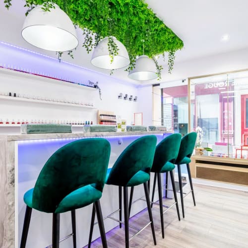 Pomme Rouge Nail Bar - Institut de beauté Paris - Pomme Rouge Nail Bar - Photo Galerie - OneBooking