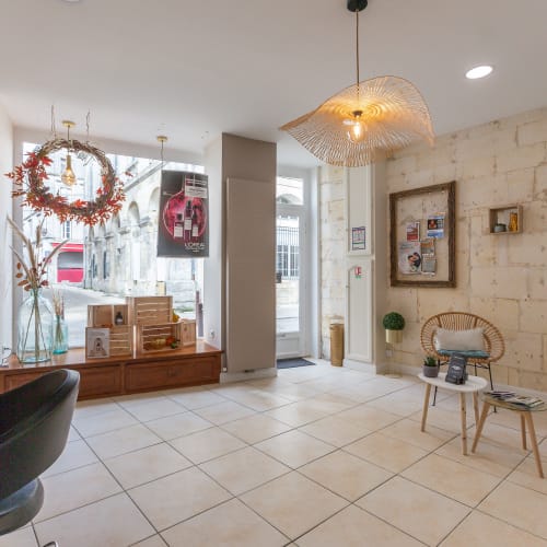 Au P'tit Salon - Coiffure Châteauneuf-sur-Charente - Au P'tit Salon - Photo Galerie - OneBooking