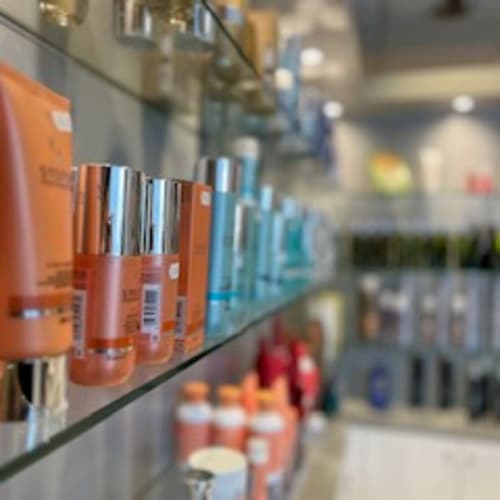 Le petit salon byChloé - Coiffure Frangy - Le petit salon byChloé - Photo Galerie - OneBooking
