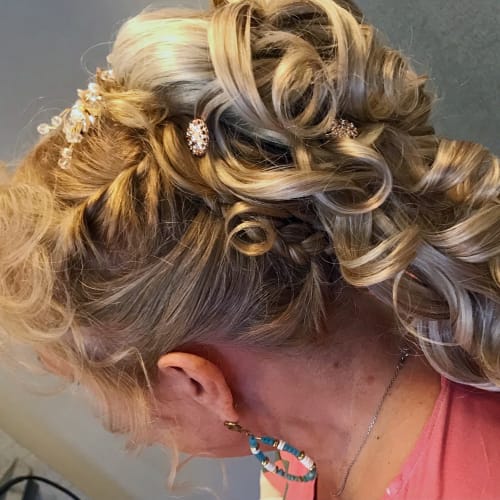 Art'Mony Coiffure - Coiffure Comines - Art'Mony Coiffure - Photo Galerie - OneBooking