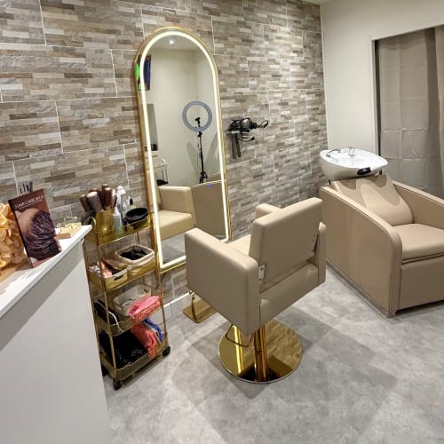 Hair Care by A - Coiffure Toulouse - Hair Care by A - Photo Galerie - OneBooking