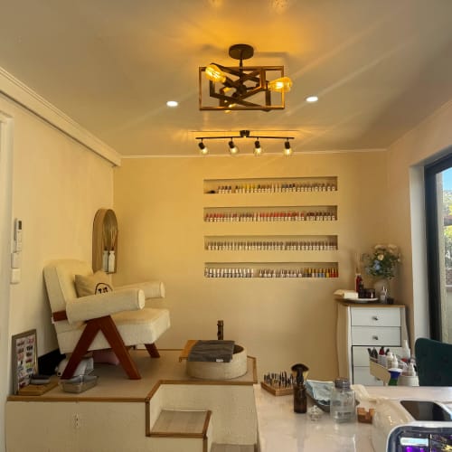 Nails Maison - Coiffure Toulouse - Nails Maison - Photo Galerie - OneBooking