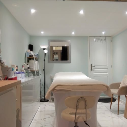 Atelier de beauté CR - Sourcils & cils Nice - Atelier de beauté CR - Photo Galerie - OneBooking