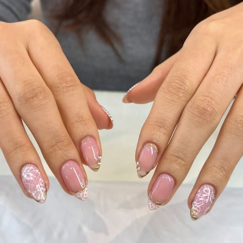 Léïna Ongles d’Art - Onglerie Lyon - Léïna Ongles d’Art - Photo Galerie - OneBooking