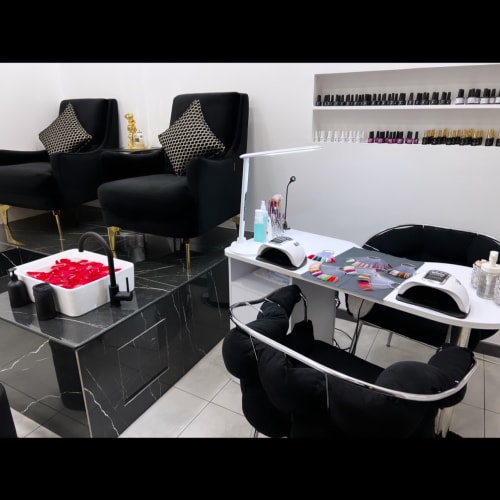 The prestige lounge by Yasmina - Coiffure Saint-Étienne - The prestige lounge by Yasmina - Photo Galerie - OneBooking