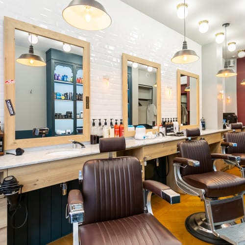 Bonhomme - Paris Trévise - Barbier Paris - Bonhomme - Paris Trévise - Photo Galerie - OneBooking