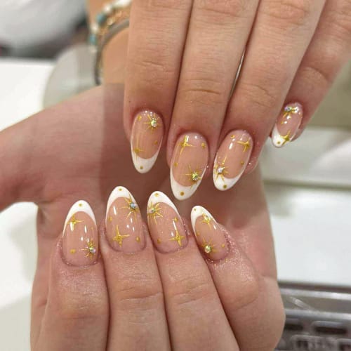 AMY NAILS & CILS - Institut de beauté Toulon - AMY NAILS & CILS - Photo Galerie - OneBooking
