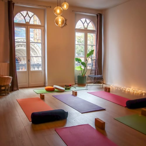 EN APARTÉ STUDIO - Oxygene Massage & Yoga Soins visages, Kobido - Sourcils & cils Montauban - EN APARTÉ STUDIO - Oxygene Massage & Yoga Soins visages, Kobido - Photo Galerie - OneBooking
