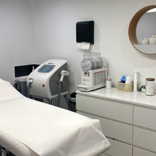 Depil N’Care ® - Centre d'épilation définitive - Laser, Electrolyse & Détatouage - Institut de beauté Montpellier - Depil N’Care ® - Centre d'épilation définitive - Laser, Electrolyse & Détatouage - Photo Galerie - OneBooking