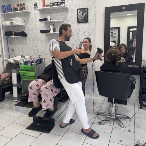 Z-Hair Coiffure Coloriste - Coiffure Saint-Denis - Z-Hair Coiffure Coloriste - Photo Galerie - OneBooking