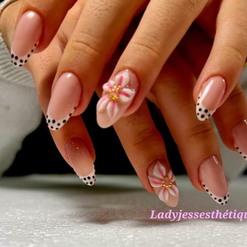 Lady Jess Esthetique - Institut de beauté Vauvert - Lady Jess Esthetique - Photo Galerie - OneBooking