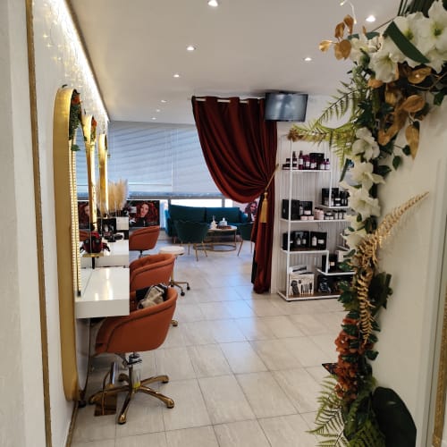 Salon de coiffure féminin Depuis La Nuit Des Temps - Coiffure Melun - Salon de coiffure féminin Depuis La Nuit Des Temps - Photo Galerie - OneBooking
