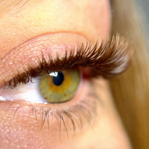 FLOWERY EYES - Experte en beauté du regard - Institut de beauté Bordeaux - FLOWERY EYES - Experte en beauté du regard - Photo Galerie - OneBooking