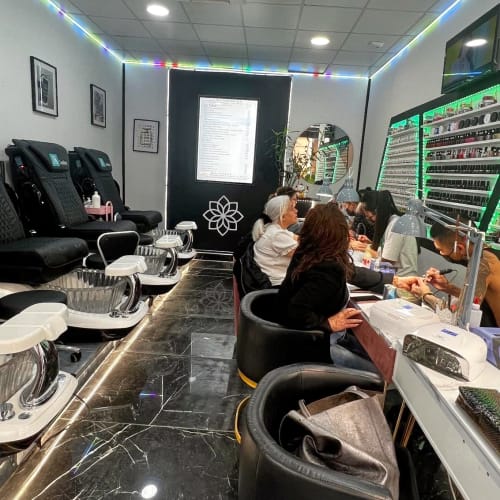 DS NAILS & CILS - Institut de beauté Marseille - DS NAILS & CILS - Photo Galerie - OneBooking