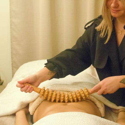 Confiance Facialiste - Massage Paris - Confiance Facialiste - Photo Galerie - OneBooking