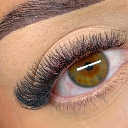 Nessi Lash - Sourcils & cils Roubaix - Nessi Lash - Photo Galerie - OneBooking