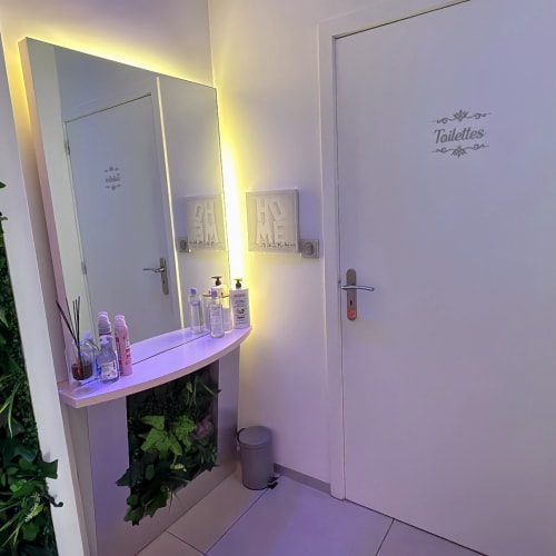 B&B Sun - Centre de bronzage - Institut de beauté Saint-Étienne - B&B Sun - Centre de bronzage - Photo Galerie - OneBooking