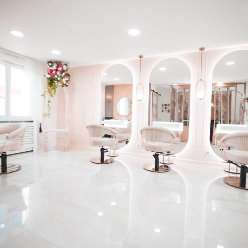 Oz Beauties - Coiffure Fleury-les-Aubrais - Oz Beauties - Photo Galerie - OneBooking