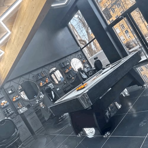 8 Barber Pool - Barbier Lyon - 8 Barber Pool - Photo Galerie - OneBooking