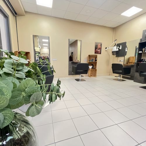 Shade Coiffure ( Centre commercial Intermarché ) - Coiffure Méricourt - Shade Coiffure ( Centre commercial Intermarché ) - Photo Galerie - OneBooking