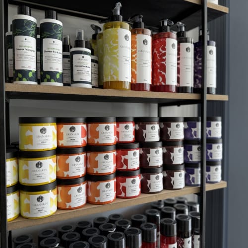 Pigmenté - coloriste végétal et alternatif - Institut de beauté Cannes - Pigmenté - coloriste végétal et alternatif - Photo Galerie - OneBooking