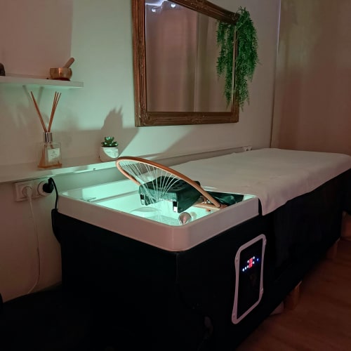 Le boudoir Georges V - Onglerie Bordeaux  - Le boudoir Georges V - Photo Galerie - OneBooking