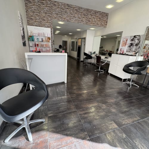 Joyce Coiffure - Coiffure Lyon - Joyce Coiffure - Photo Galerie - OneBooking