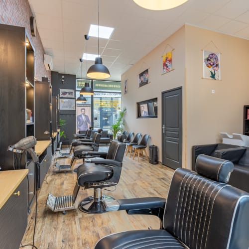 Club des Artistes - Coiffure Castres - Club des Artistes - Photo Galerie - OneBooking