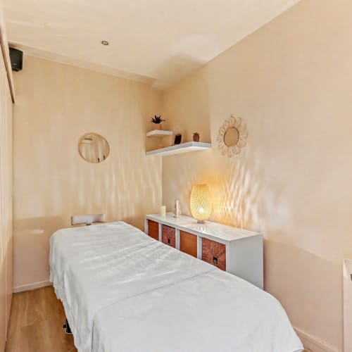 Mademoiselle Relax Carmes - Onglerie Toulouse - Mademoiselle Relax Carmes - Photo Galerie - OneBooking