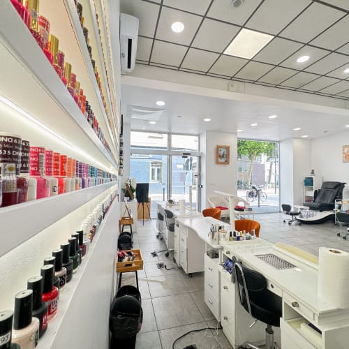 Paris Nails - Sourcils & cils Valence - Paris Nails - Photo Galerie - OneBooking