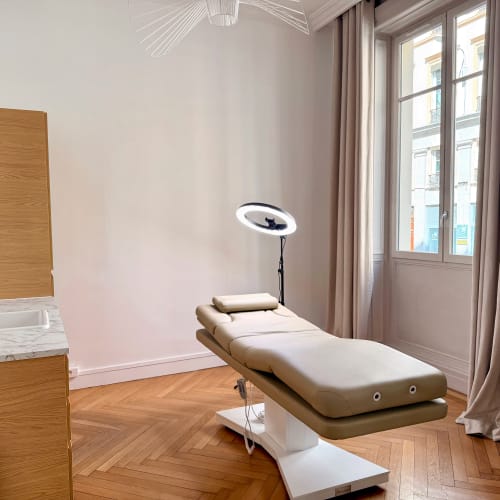 Authentique - Sourcils & cils Lyon - Authentique - Photo Galerie - OneBooking