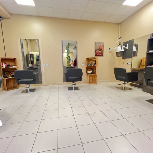Shade Coiffure ( Centre commercial Intermarché ) - Coiffure Méricourt - Shade Coiffure ( Centre commercial Intermarché ) - Photo Galerie - OneBooking