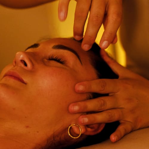 Claire de Lune Massages - Coiffure Villeneuve-Loubet - Claire de Lune Massages - Photo Galerie - OneBooking