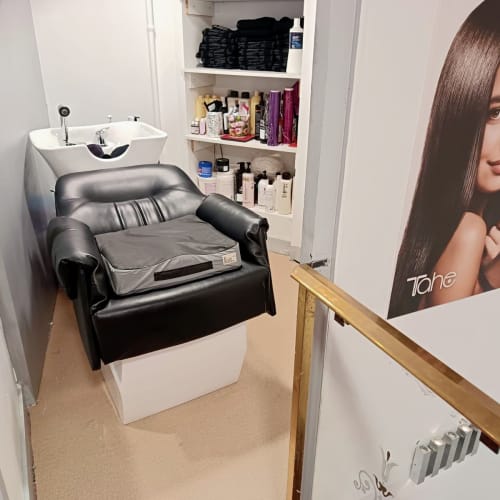 Wisdom Hair - Coiffure mixte & Afro - Massage Lyon - Wisdom Hair - Coiffure mixte & Afro - Photo Galerie - OneBooking