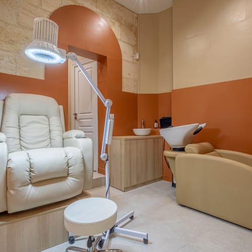 Vroda - Onglerie Bordeaux - Vroda - Photo Galerie - OneBooking
