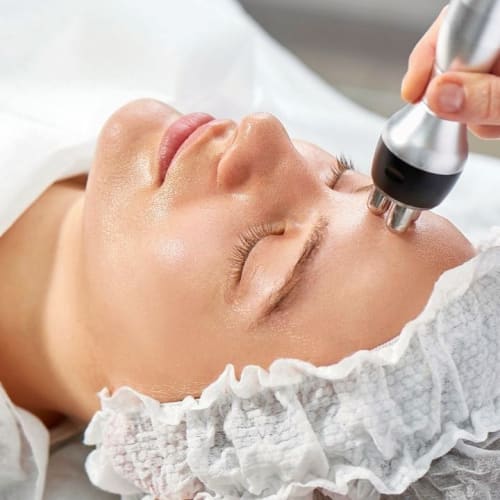 Inessa Cosmetologist - Barbier Bordeaux - Inessa Cosmetologist - Photo Galerie - OneBooking